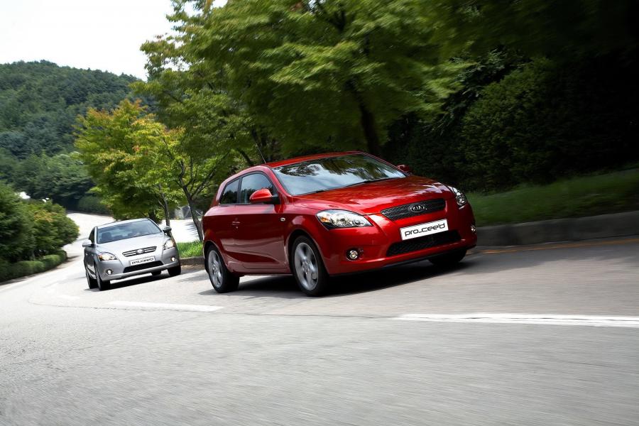  Kia pro_cee&rsquo;d 2008 года  (фото 174 из 182)